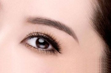 臥蠶和眼袋的區(qū)別有哪些方面？