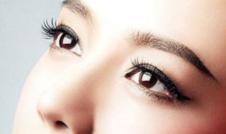 <a href='/baike/20159.html' target='_blank'><u>埋線雙眼皮</u></a>手術，有沒有不良副作用