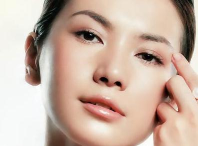 深圳眼袋吸脂多少錢？